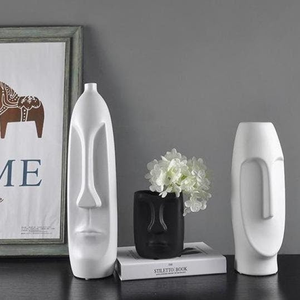 Abstract Human Face Vase by Sona Casa